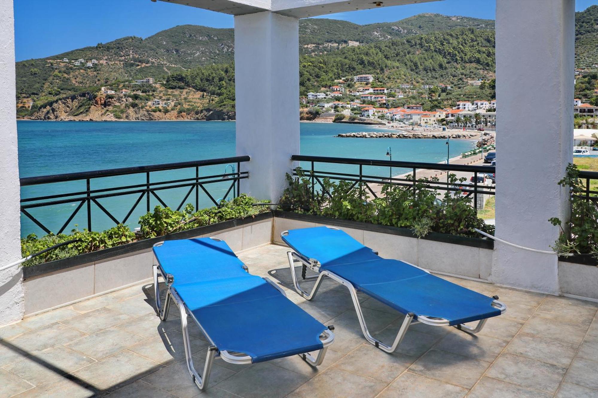 Mamma Mia Hotel Skopelos Town Ngoại thất bức ảnh