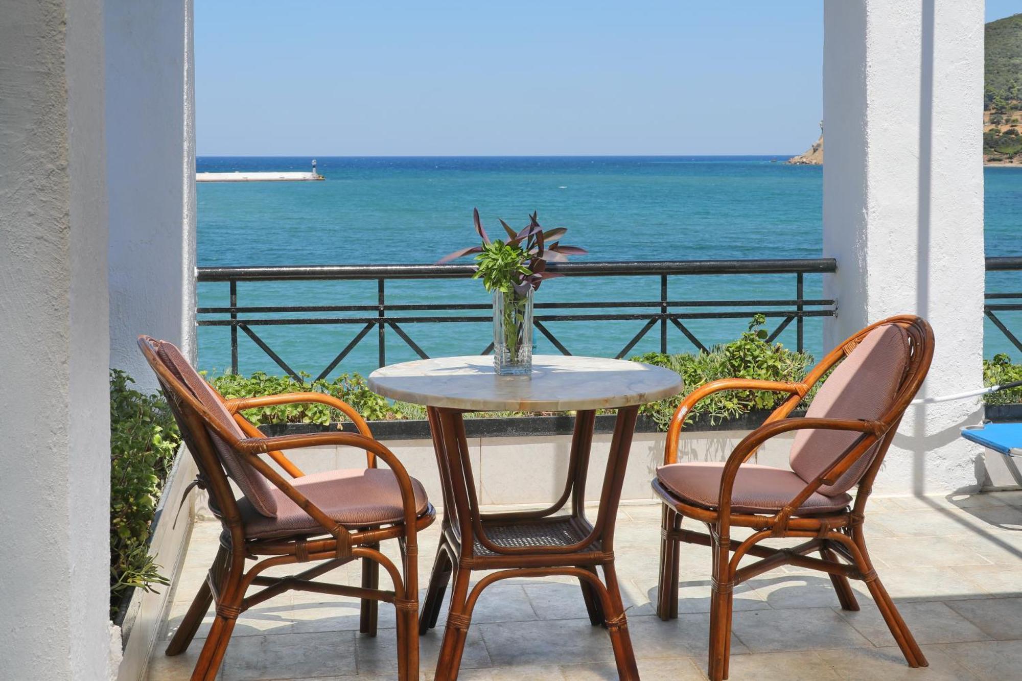 Mamma Mia Hotel Skopelos Town Ngoại thất bức ảnh
