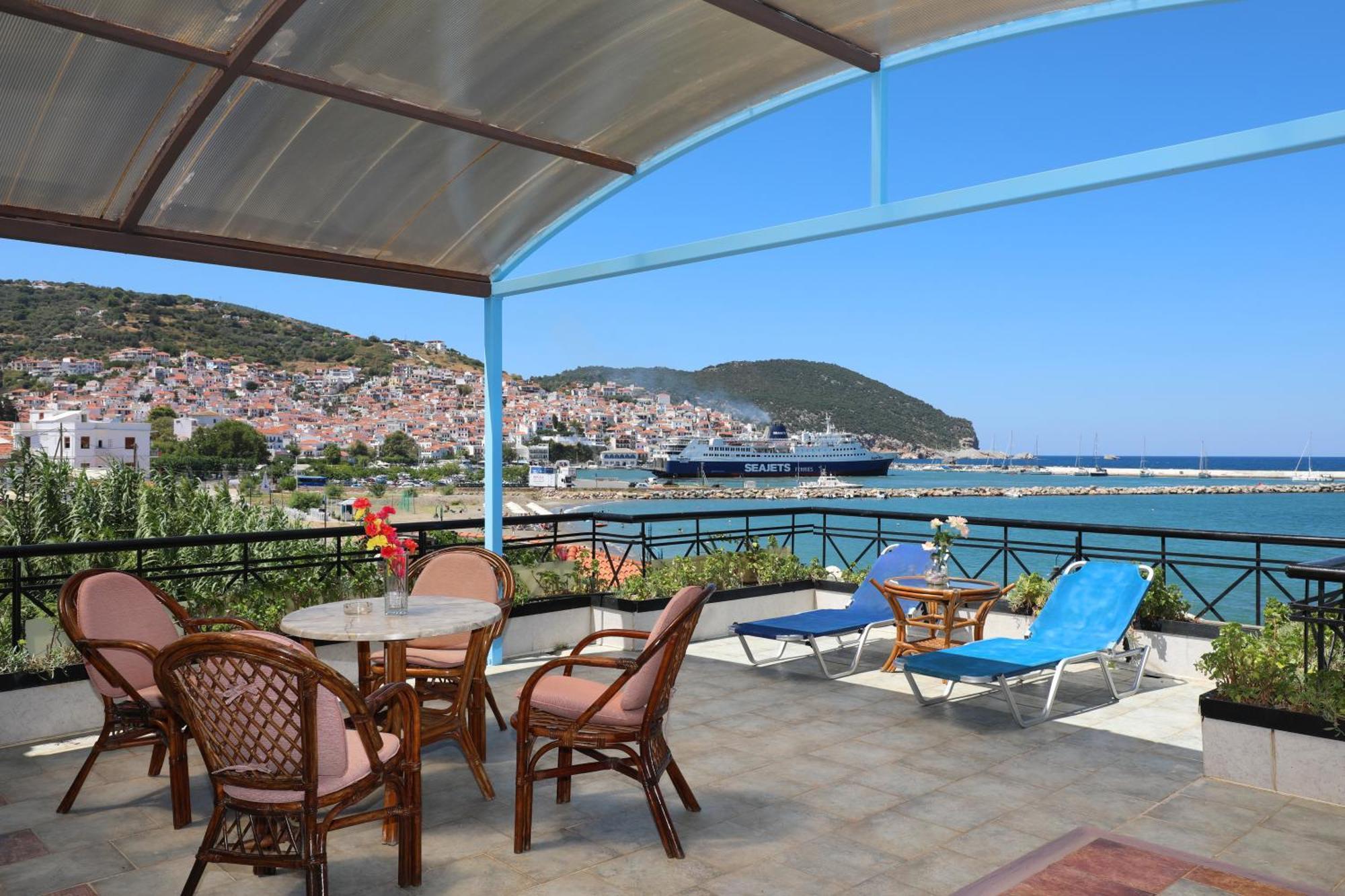 Mamma Mia Hotel Skopelos Town Ngoại thất bức ảnh