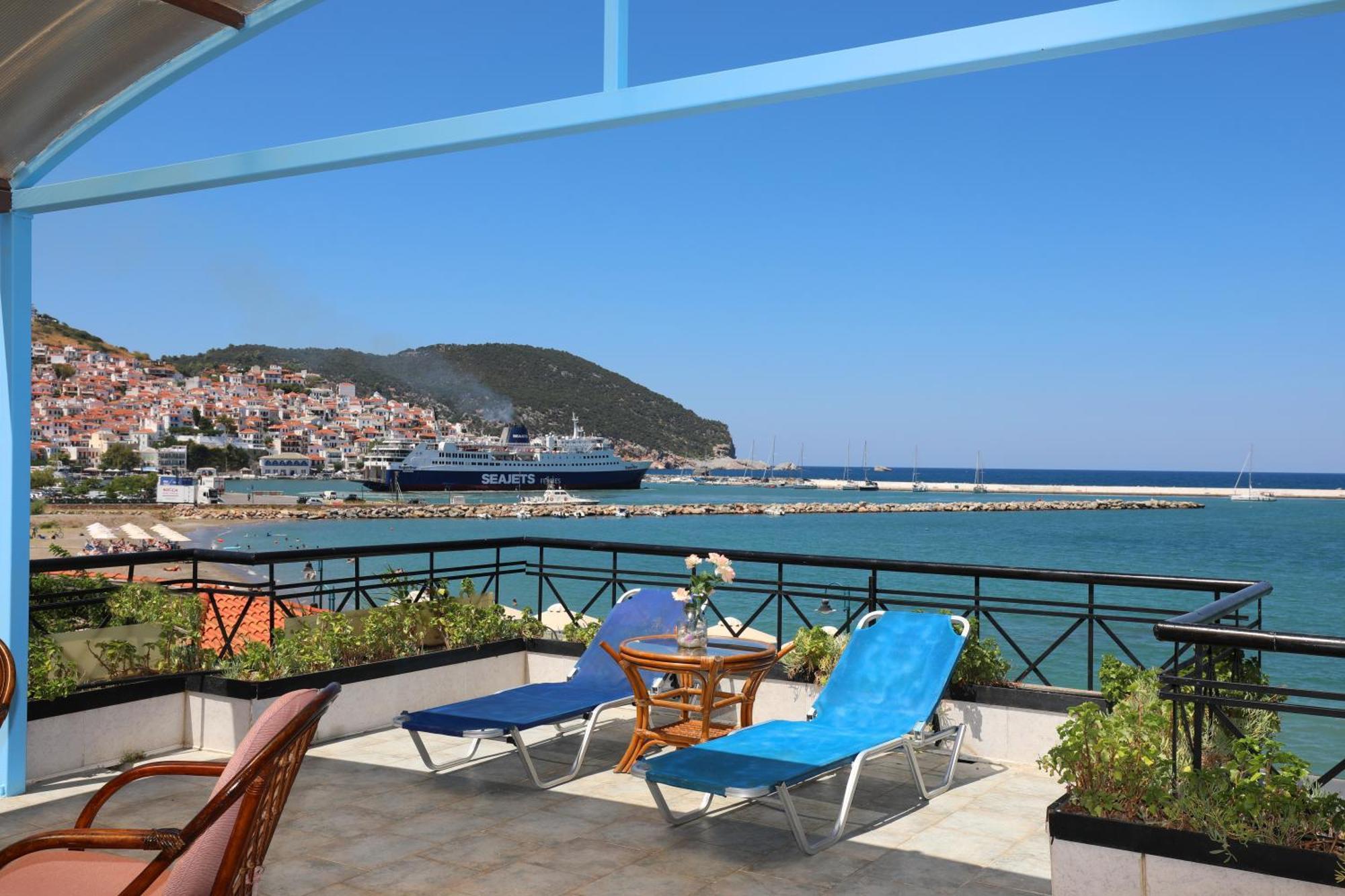 Mamma Mia Hotel Skopelos Town Ngoại thất bức ảnh