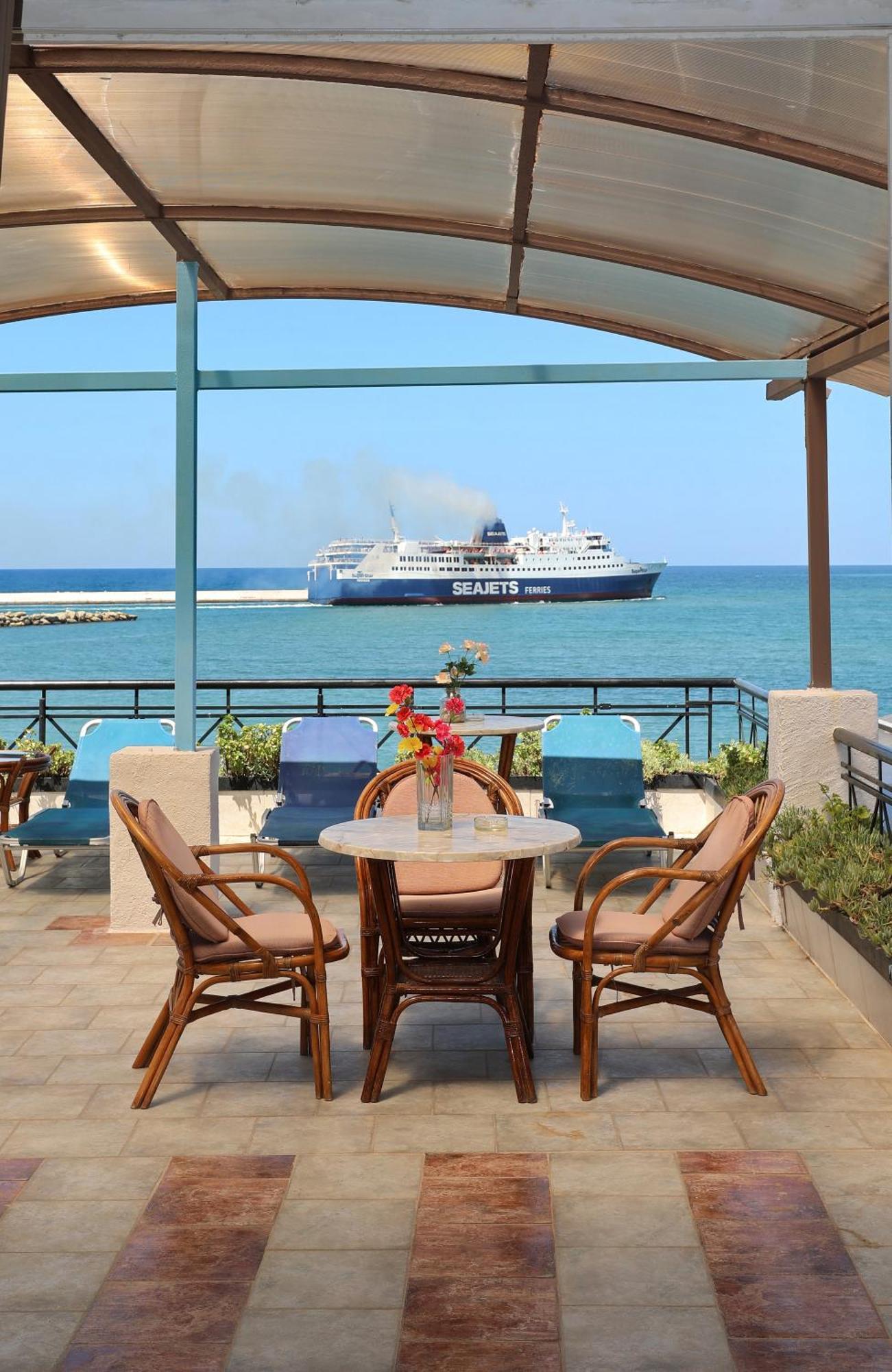 Mamma Mia Hotel Skopelos Town Ngoại thất bức ảnh