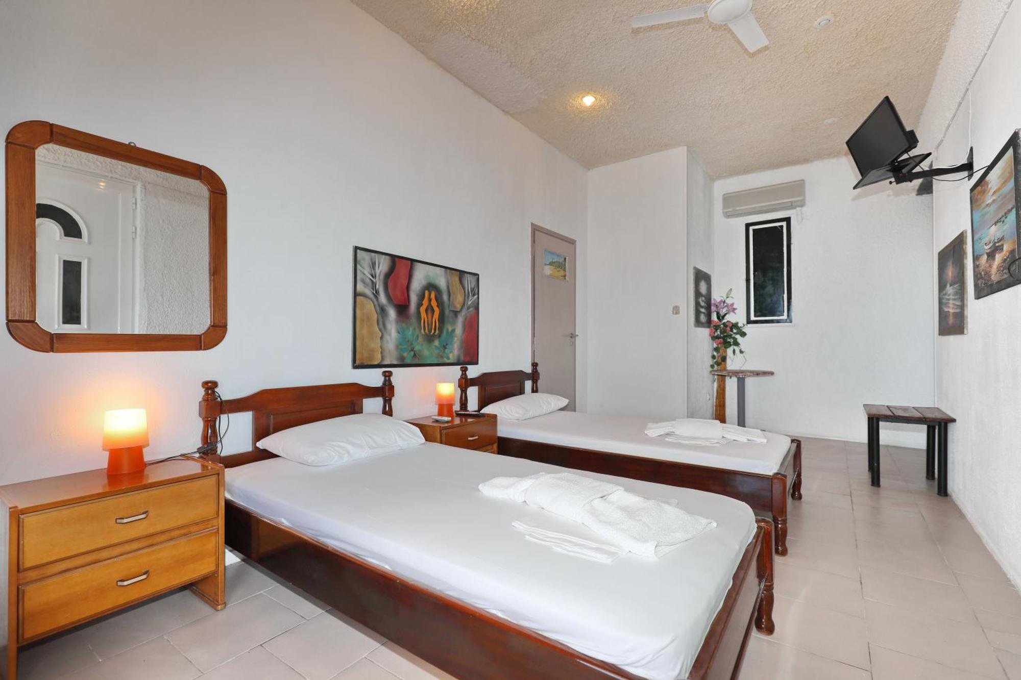 Mamma Mia Hotel Skopelos Town Ngoại thất bức ảnh