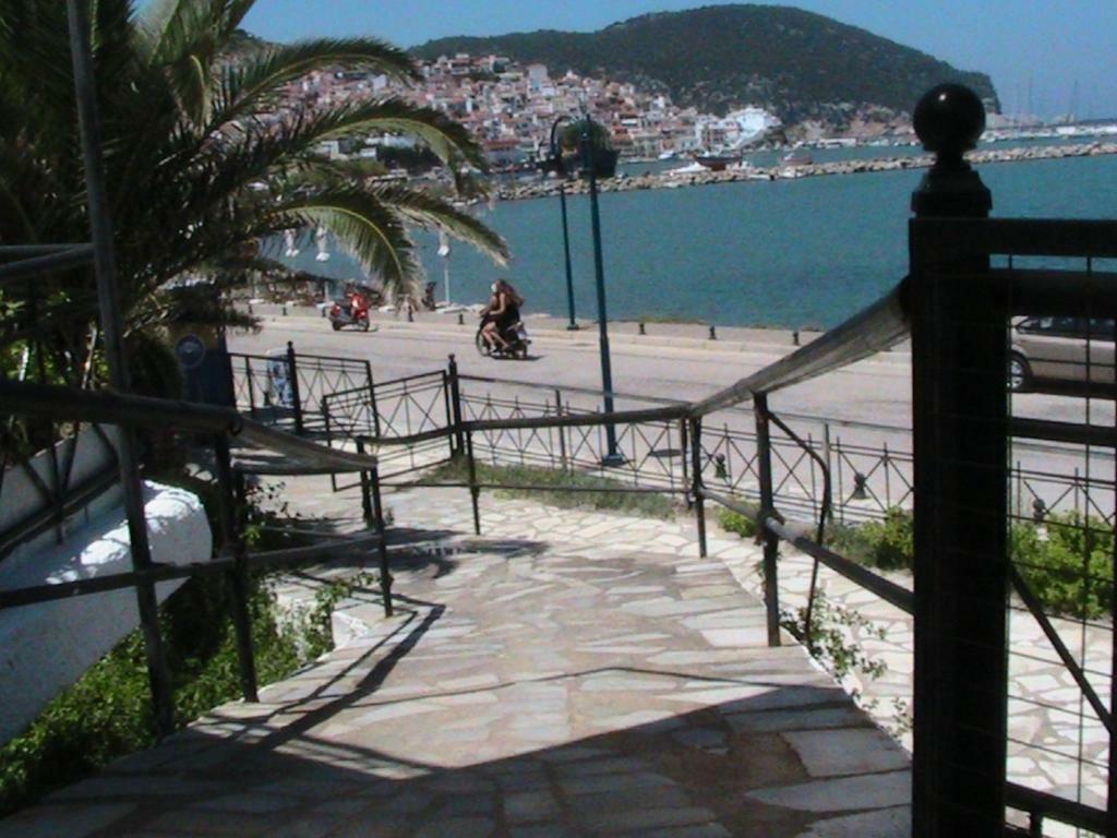 Mamma Mia Hotel Skopelos Town Ngoại thất bức ảnh