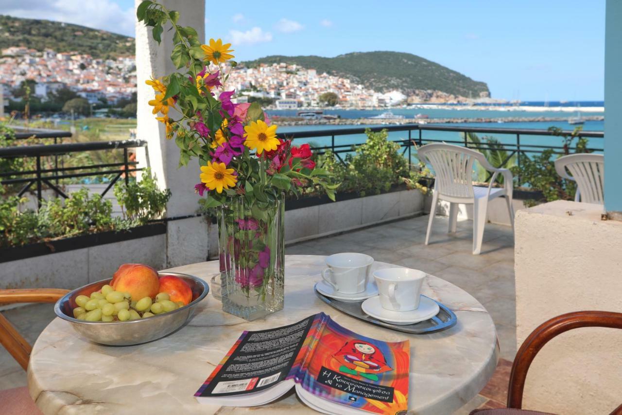 Mamma Mia Hotel Skopelos Town Ngoại thất bức ảnh