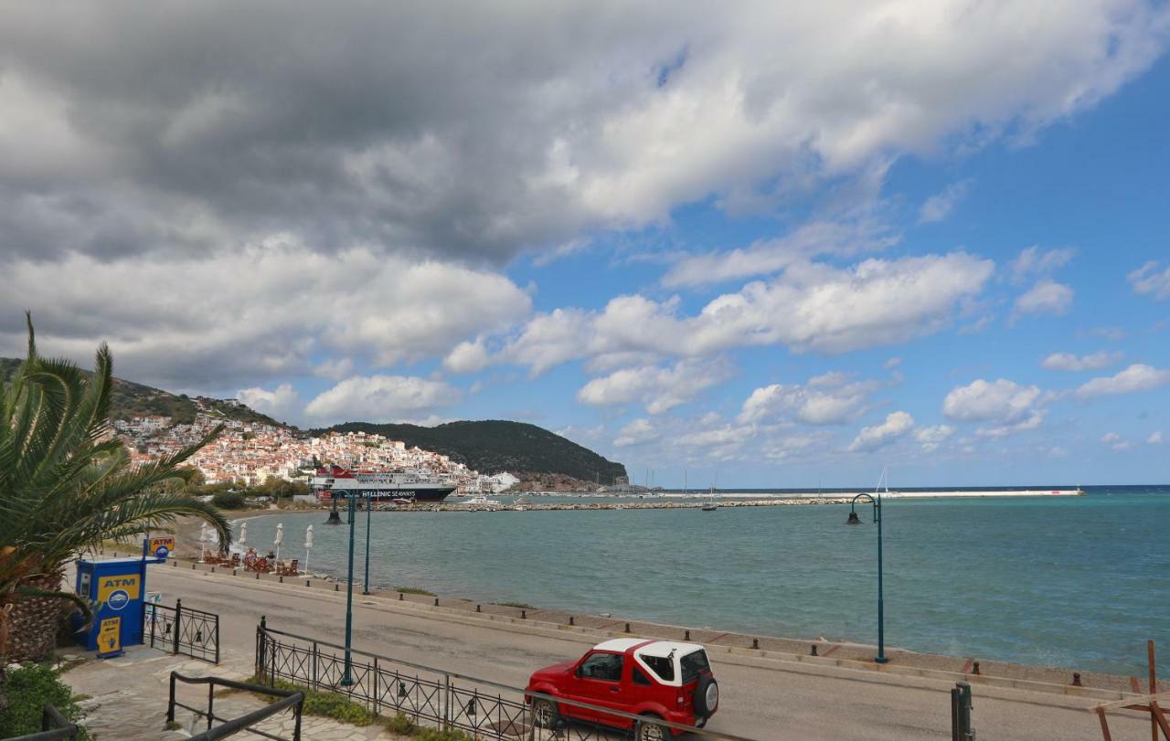 Mamma Mia Hotel Skopelos Town Ngoại thất bức ảnh