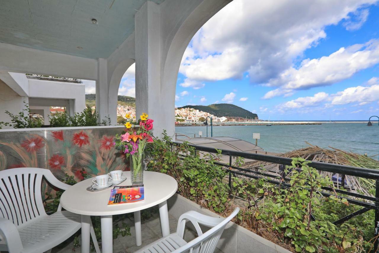 Mamma Mia Hotel Skopelos Town Ngoại thất bức ảnh