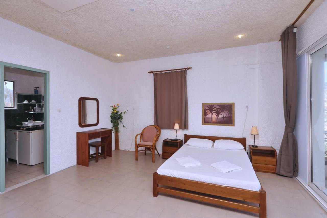 Mamma Mia Hotel Skopelos Town Ngoại thất bức ảnh